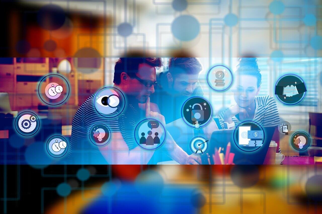 VPN Use Case Icons for Business Travel and Streaming Privacy